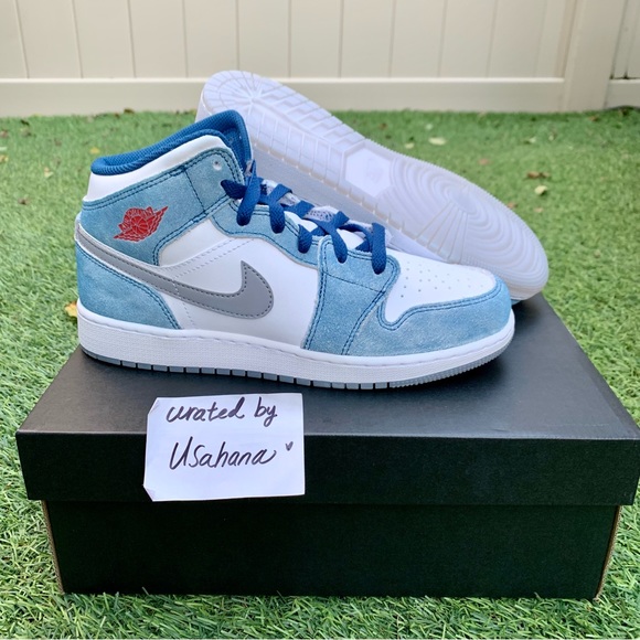 Nike Air Jordan 1 Mid GS white blue grey shoes - Picture 3 of 5